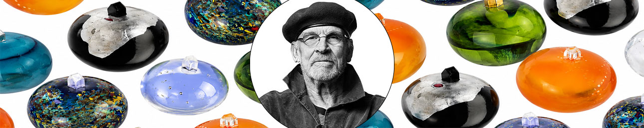 Bertil Vallien – Earth from Kosta Boda